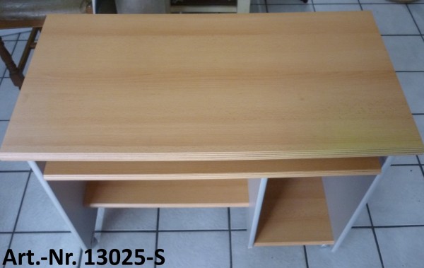 Schreibtisch