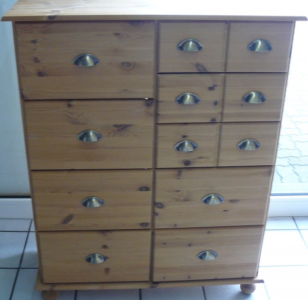 Apothekerschrank